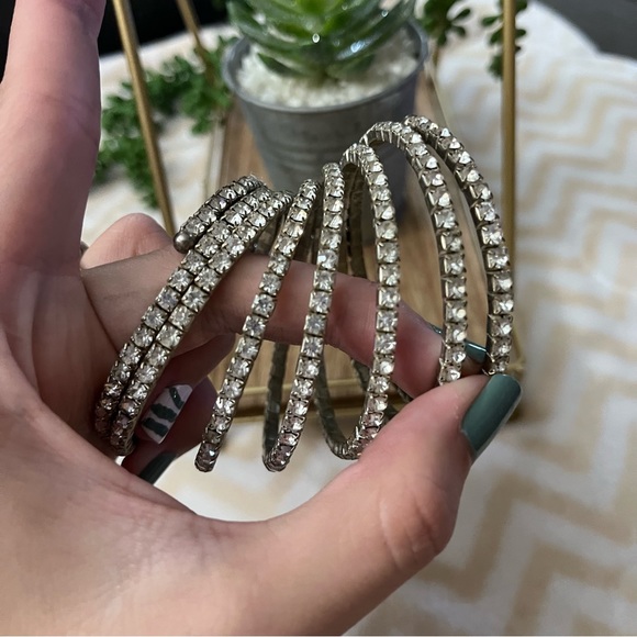 -🌸5/$25🌸Wrap Studded Faux Diamond Accent Bracelet - Picture 10 of 13